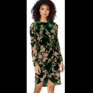 JOA Green velvet Long Sleeve Dress Size MEDIUM